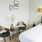 Aircon Near Tilburg & Efteling Park * Рамсдонксвер