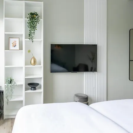 Aircon Near Tilburg & Efteling Park Lejlighed *