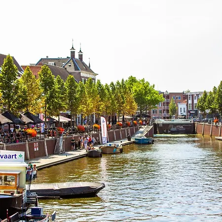 Aircon Near Tilburg & Efteling Park Apartment Raamsdonksveer