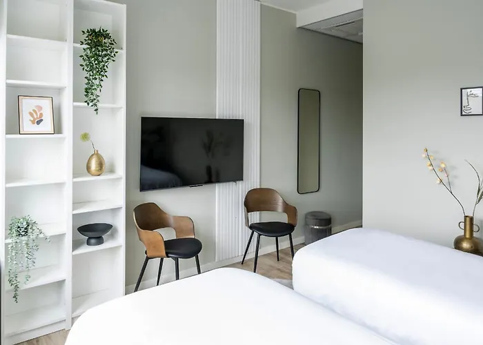 Aircon Near Tilburg & Efteling Park Apartment Raamsdonksveer