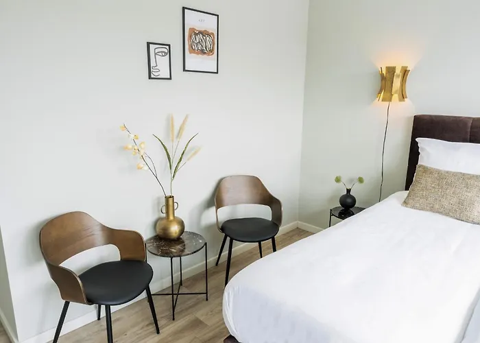 Aircon Near Tilburg & Efteling Park * Raamsdonksveer