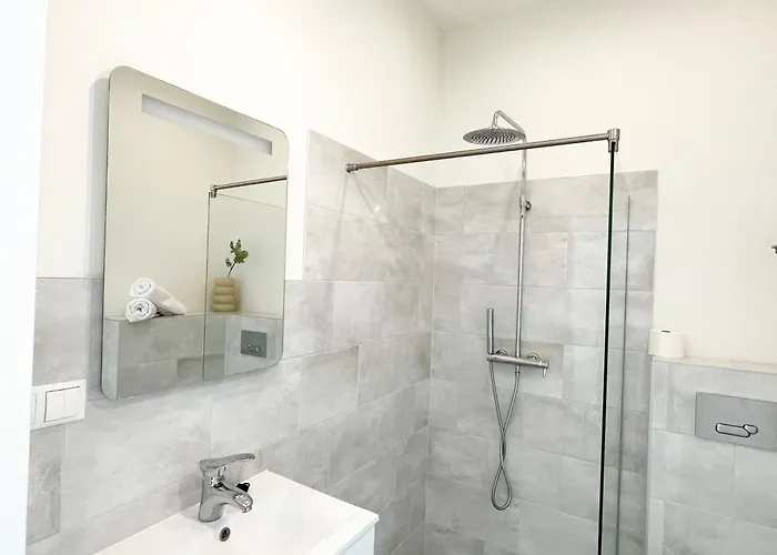 Aircon Near Tilburg & Efteling Park Raamsdonksveer