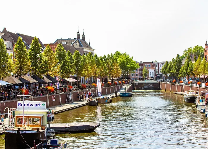 Aircon Near Tilburg & Efteling Park Apartment Raamsdonksveer